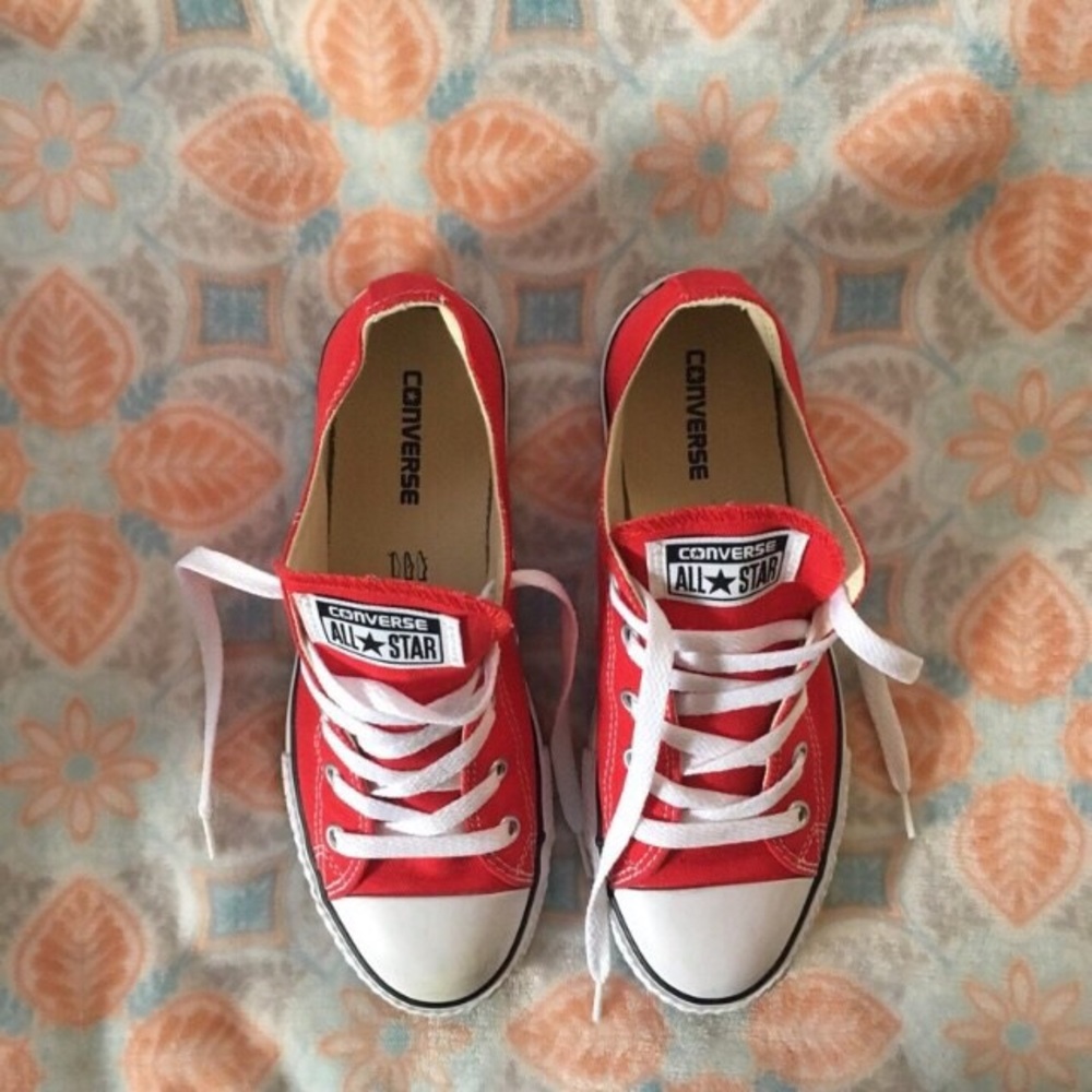 Red converse